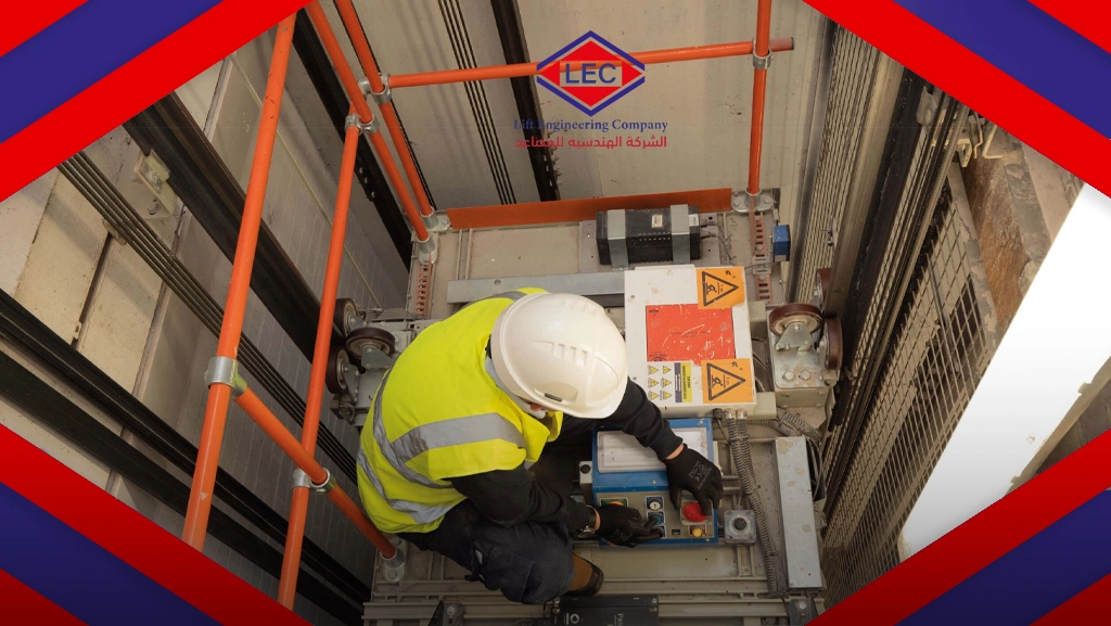 كم تكلفة صيانة المصاعد